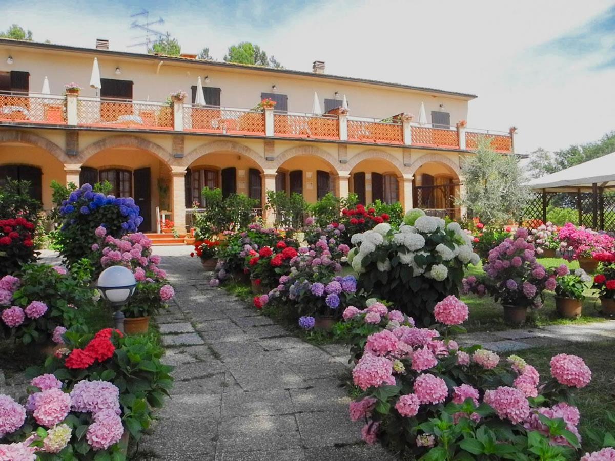 Hotel Le Renaie San Gimignano Exterior foto